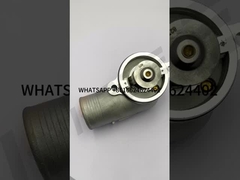 KBZE EXCAVATOR PARTS PERKINS 4133L508 고양이의 발굴기 사용을위한 82 °C 온도 조절기